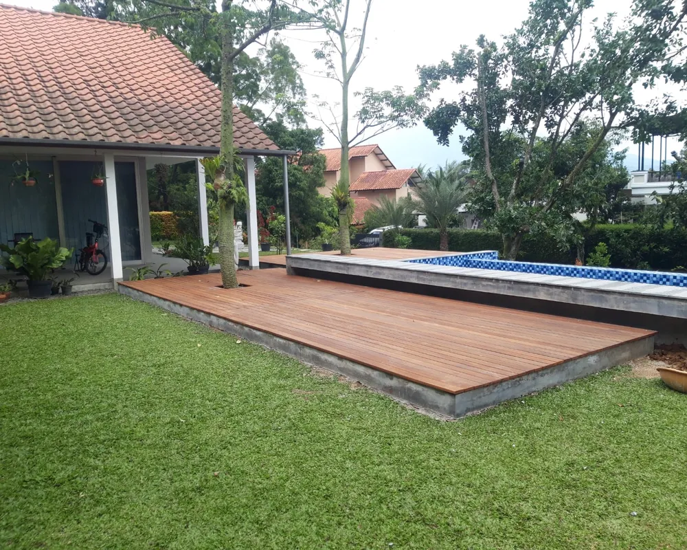 7 Tips Sederhana Merawat Furniture Kayu Anda