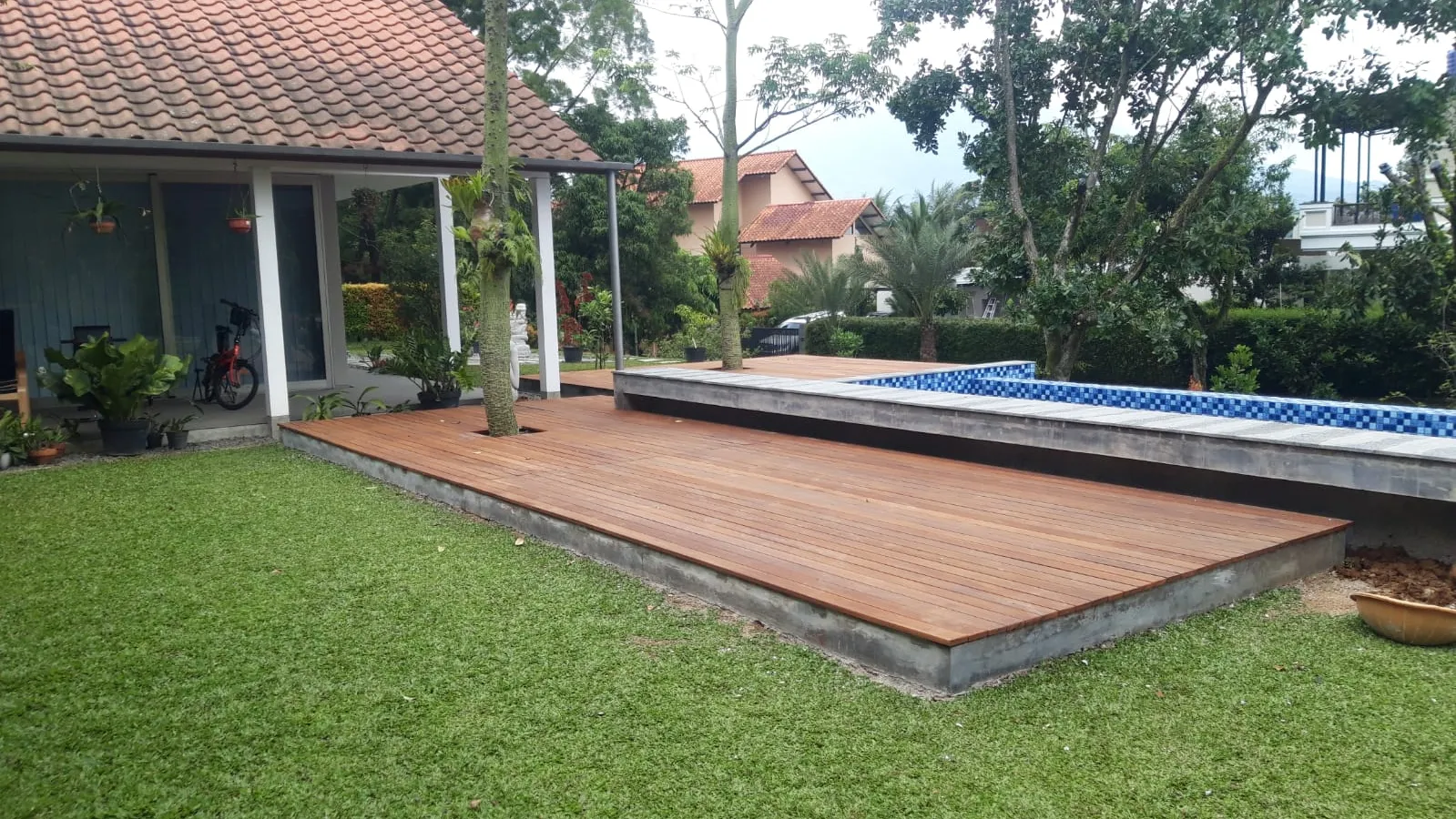 7 Tips Sederhana Merawat Furniture Kayu Anda